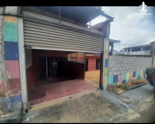 Land for Sale in Pita Kotte - Pitakotte, Thalawathugoda Road 17.1 Perches of Commercial Land with and Old House for Sale