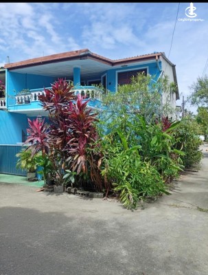 House for Sale in Peliyagoda - Peliyagoda - Kandy Road 2 Storied House on 6 Perches of Land for Sale