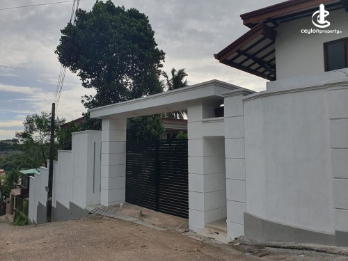 Commercial Property for Sale in Ragama - Ragama - Facing Colombo North Medical Faculty 03 Buildings property For Sale