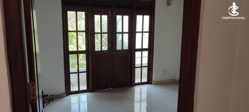 House for Rent in Colombo 8 (Borella) - House for Rent Borella