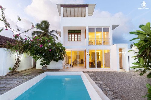 Commercial Property for Sale in Negombo - Ref - (P-fran-189)🌴 Luxury Seaside Property for Sale – Lewis Place, Negombo 🌊