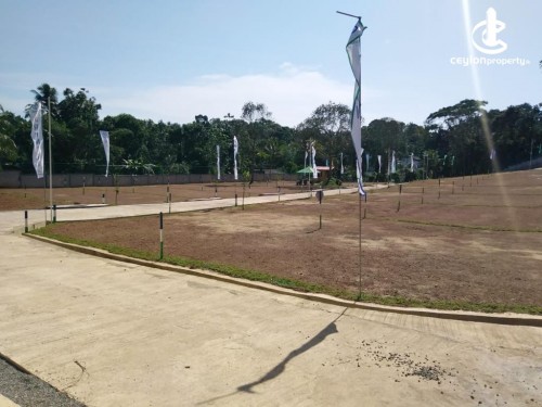 Land for Sale in Kesbewa - Land for Sale in Kesbewa