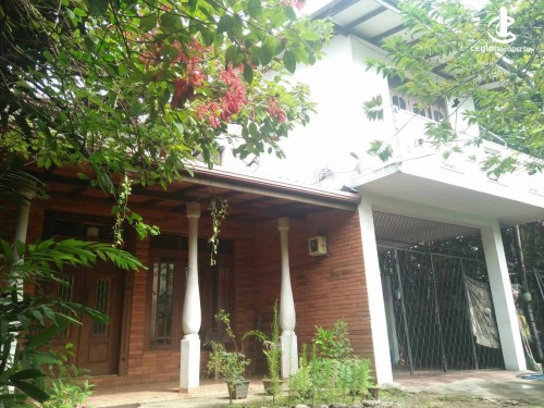House for Sale in Thalawathugoda - 10 Perches Two Storied House For Sale in Thalawathugoda
