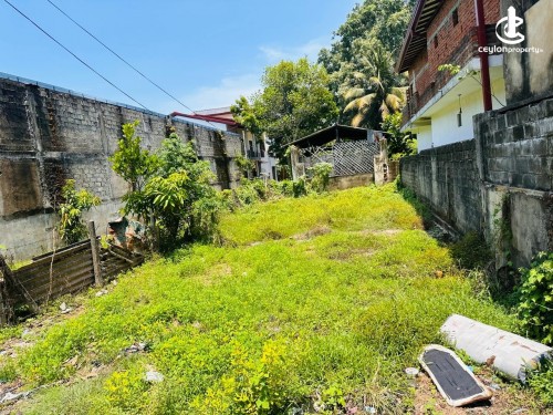 Land for Sale in Panadura - 8.5 Perches Valuable Land For Sale in Panadura, Nalluruwa ( Immediate Sale )