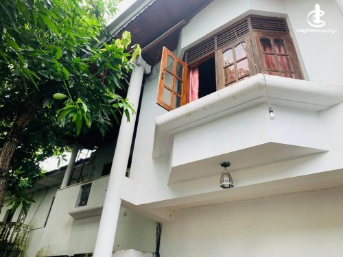 House for Sale in Colombo 9 (Dematagoda) - 6.10 Perches Two Storied House For Sale in Dematagoda