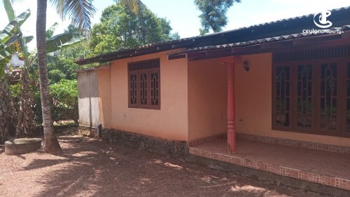 House for Sale in Delgoda - 10 Perches Land With House For Sale in Delgoda, Meegahawatta