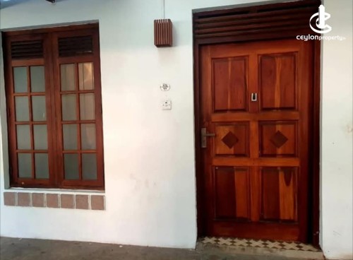 House for Sale in Colombo 8 (Borella) - House for Sale in Elvitigala Mawatha, Colombo 8