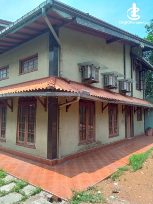 Land for Sale in Moratuwa - 22 .5 Perches Land With Two House For Sale In Moratuwa