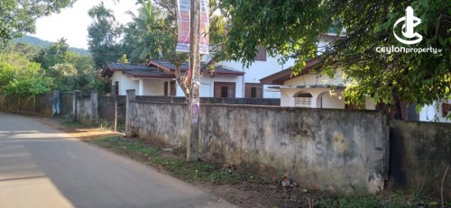 House for Sale in Matale - 33 Perches Land With House For Sale In Matale Ukuwela