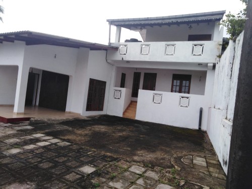 House for Sale in Battaramulla - Two Storied House For Sale In Battaramulla Thalangama