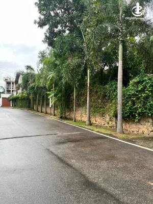 Land for Sale in Colombo 5 (Narahenpita,Havelock Town,Kirulapona North) - Residential Lands for sale in Colombo 5