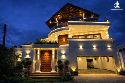 House for Sale in Battaramulla - Luxury Architect Designed House for Sale in Battaramulla Jayanthipura
