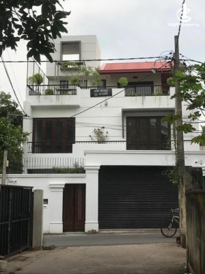 House for Rent in Rajagiriya - Modern 3-Storey Fully Furnished House for Rent – Rajagiriya