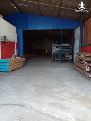 Commercial Property for Sale in Piliyandala - Warehouse with Office Spaces for Sale – Piliyandala Road