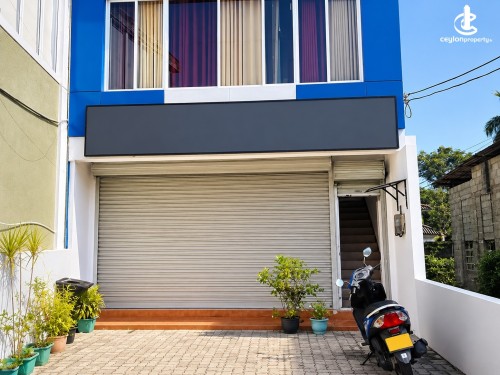 Commercial Property for Sale in Piliyandala - Land with Commercial Building & 2 Houses for Sale – Piliyandala