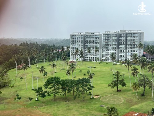 Apartment for Sale in Piliyandala - Super Luxury 2-Bedroom Golf Apartment for Sale – Canterbury Golf Resort