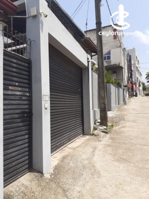 Apartment for Rent in Dehiwala - House For Rent In Dehiwala (A098)