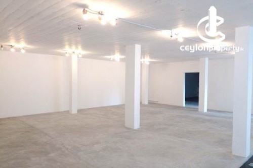 Commercial Property for Rent in Colombo 3 (Colpety,Kollupitiya) - Commercial Property - 05 Storied Building for Rent in Colo…