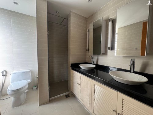 Apartment for Rent in Colombo 5 (Narahenpita,Havelock Town,Kirulapona North) - Havelock City - 02 Bedroom Furnished Apartmen…