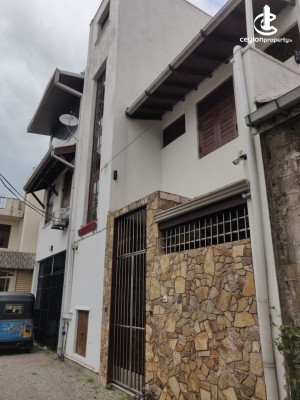 House for Rent in Nugegoda - NUGEGODA -furnished 4 room luxury new modern house rent