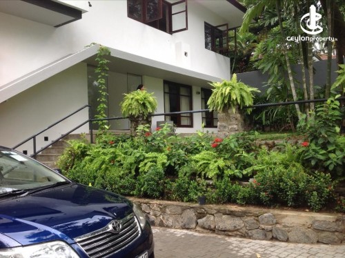 House for Rent in Colombo 7 (Cinnamon Garden) - Colombo 7 Beautiful 6000 SqFt Luxury House with S/Pool For Rent