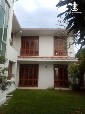 House for Rent in Colombo 3 (Colpety,Kollupitiya) - Colombo 3 Luxury 5 Bedrooms 6000 SqFt House For Rent