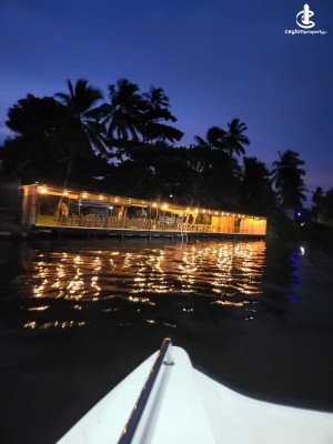 Commercial Property for Sale in Bentota - Bentota Tourist Restaurant Space Facing Main Road For Sale
