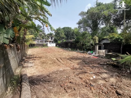 Land for Sale in Wattala - Wattala Hunupitiya 18 Perches of Bare Land For Sale