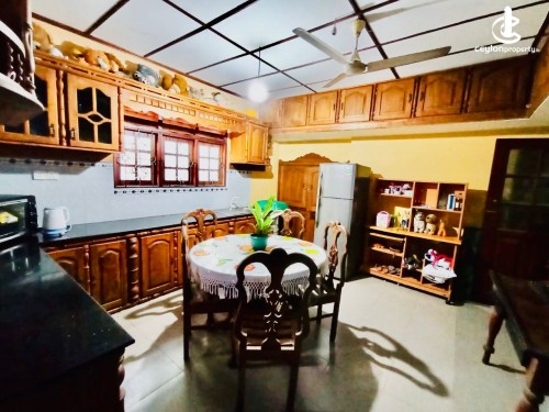 Commercial Property for Sale in Kalutara - Kalutara Restaurant On 24.8 Perches With Parking For Sale
