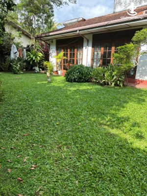 Apartment for Rent in Nugegoda - Nugegoda Delkanda Upstair Luxury 2 Bedroom Unit For Rent
