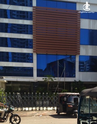 Commercial Property for Sale in Colombo 2 (Slave Island) - Colombo 2 Showroom + 9923 SqFt Office Space + 10 Car Park Sale