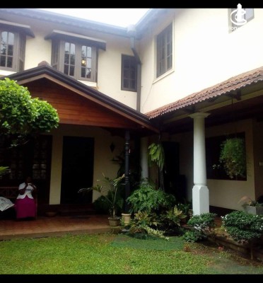 House for Rent in Nugegoda - Nugegoda Pepliyana 4000 SqFt 4 Bed + 4 Baths House For Rent