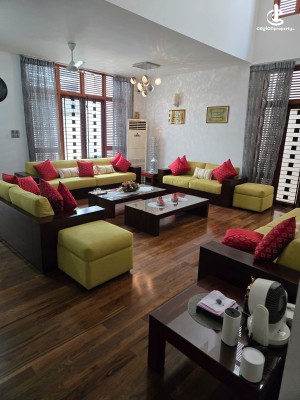 Commercial Property for Sale in Colombo 3 (Colpety,Kollupitiya) - Colombo 3 Luxury 12,000 SqFt Commercial Building For Sale