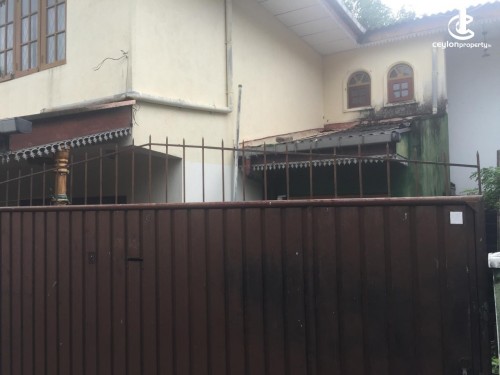 Land for Sale in Pita Kotte - Two Storey House For Sale in pitakotte, Ananda Balika mawatha