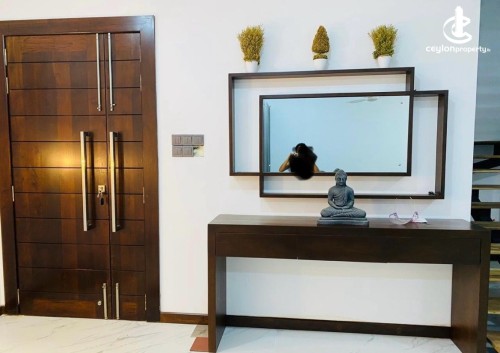 House for Sale in Athurugiriya - Modern House for sale in Athurugiriya