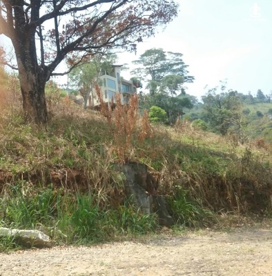 Land for Sale in Kandy - Prime Land for Sale in Heeressagala, Hanthana – Kandy