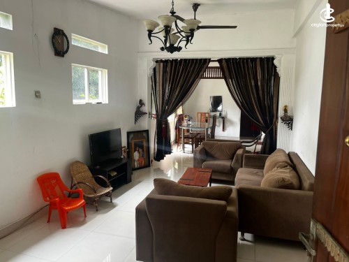 House for Sale in Colombo 15 (Mattakkuliya) - Two-Storey House for Sale in Colombo 15.