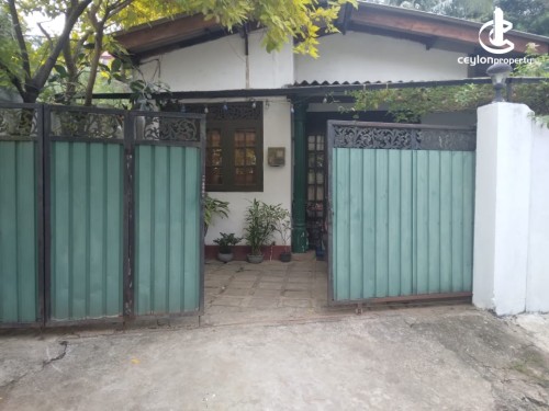 House for Sale in Panagoda - House for Sale in Panagoda.