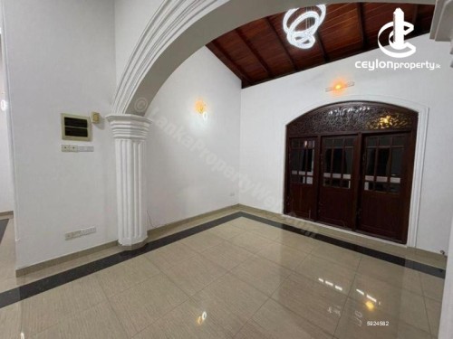 Commercial Property for Rent in Rajagiriya - Two-Storey House for Rent | Buthgamuwa Road